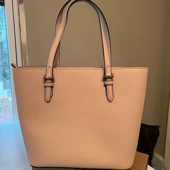 Michael Kors purse in Pink - Picture 8 of 14